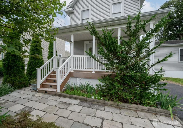 Photo 2 of Single family home for sale at 328 Runyon Ave, Middlesex, NJ 08846 | MLS# 2702975R | Listing updated on 2026-09-18