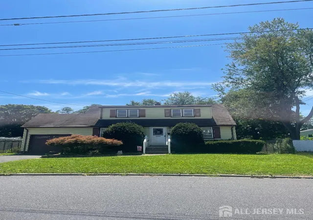 1st image of 3 Lois Ave, East Brunswick, NJ 08816 | MLS# 2702126R
