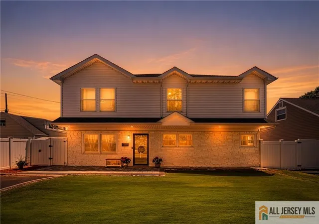 Photo 1 of Single family home for sale at 88 Leber Ave, Carteret, NJ 07008 | MLS# 2662178M | Listing updated on 2026-06-12