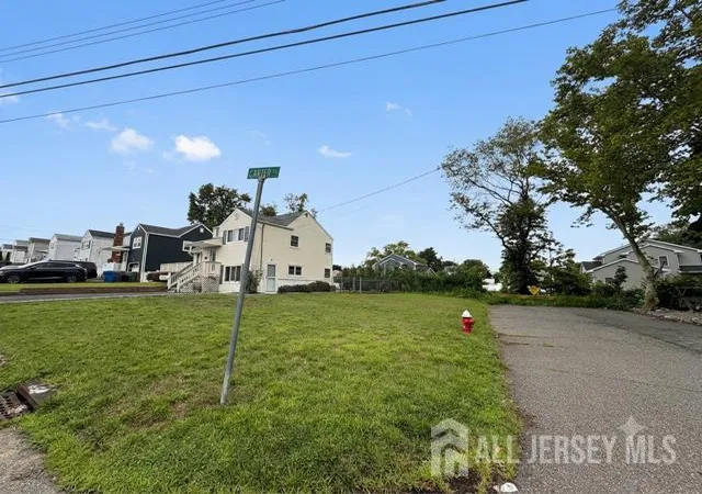 33rd image of 2 Carter Pl, Parlin, NJ 08859 | MLS# 2701805R