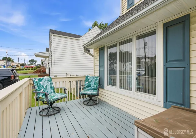 4th image of 2 Carter Pl, Parlin, NJ 08859 | MLS# 2701805R