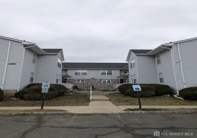 2nd image of 316 Ventnor Ct, Piscataway, NJ 08854 | MLS# 2700396R