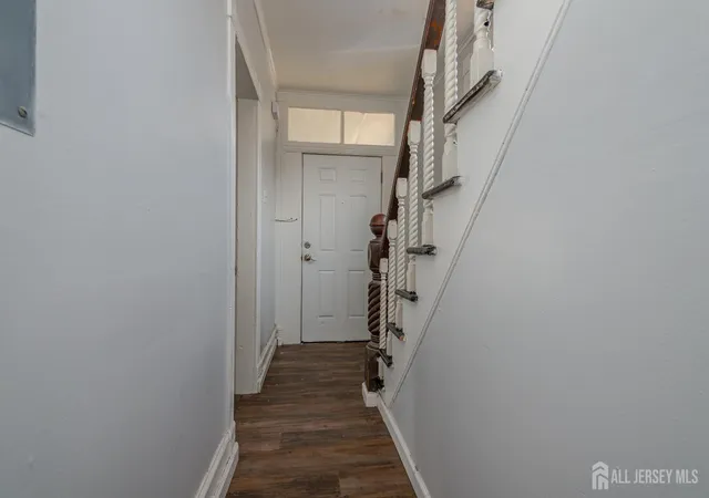1st image of 52 Mine St, New Brunswick, NJ 08901 | MLS# 2702577R