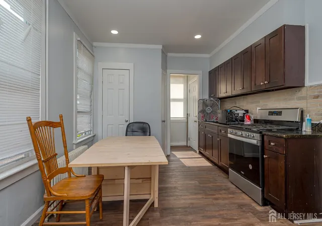 5th image of 52 Mine St, New Brunswick, NJ 08901 | MLS# 2702577R