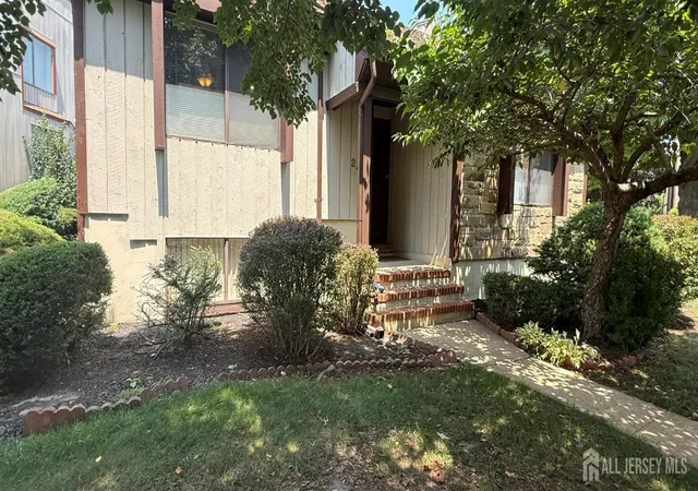 2nd image of 24 Emerald Ln, Old Bridge, NJ 08857