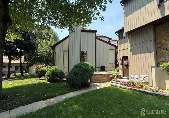 20th image of 24 Emerald Ln, Old Bridge, NJ 08857 | MLS# 2618078R