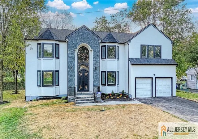 Photo 1 of Single family home for sale at 6 Jennifer Ct, Piscataway, NJ 08854 | MLS# 2561042M | Listing updated on 2025-07-21