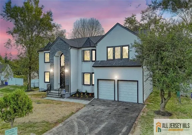 Photo 2 of Single family home for sale at 6 Jennifer Ct, Piscataway, NJ 08854 | MLS# 2561042M | Listing updated on 2025-07-21