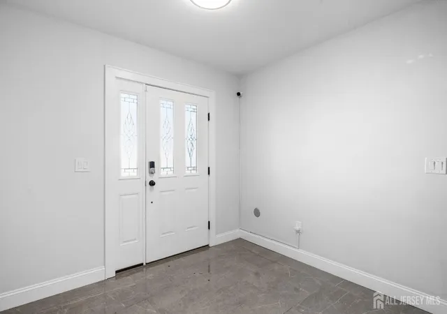 Homes for sale in Union Twp, NJ | 22 Arcadia Pl #B, Union Twp, NJ 07088 | MLS# 2617031R