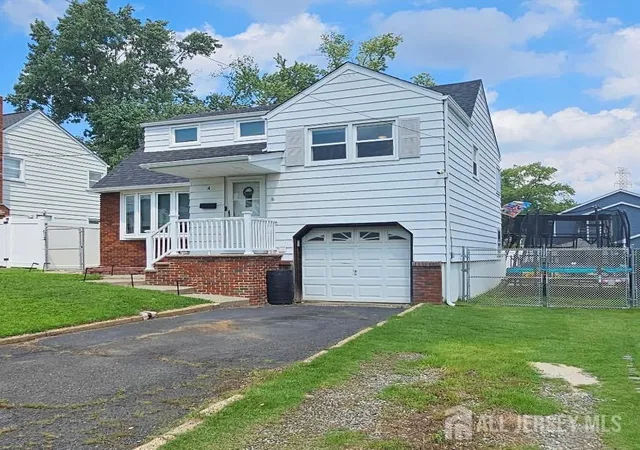 2nd image of 4 Carter Pl, Parlin, NJ 08859 | MLS# 2702494R