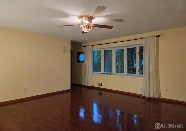 Photo 3 of Single family home for sale at 29 Orris Ave, Piscataway, NJ 08854 | MLS# 2703024R | Listing updated on 2026-09-10