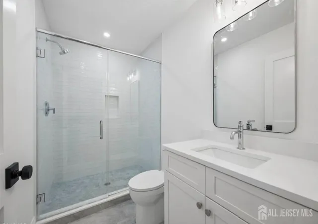 28th image of 21 Middlesex Ave, Edison, NJ 08820 | MLS# 2615867R