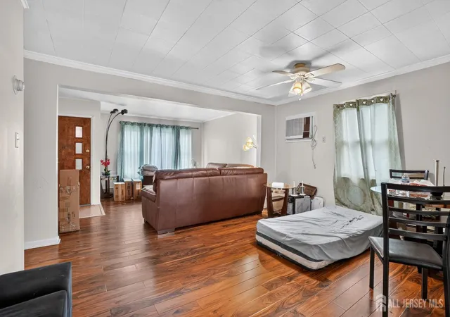 4th image of 24 Hillcrest Ave, Edison, NJ 08817 | MLS# 2701324R
