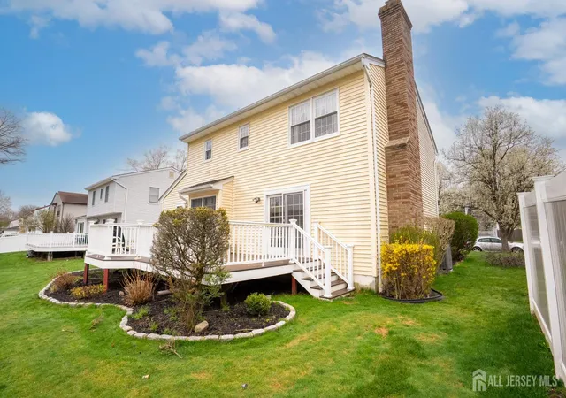 37th image of 15 Lynn Ct, North Brunswick, NJ 08902 | MLS# 2701346R