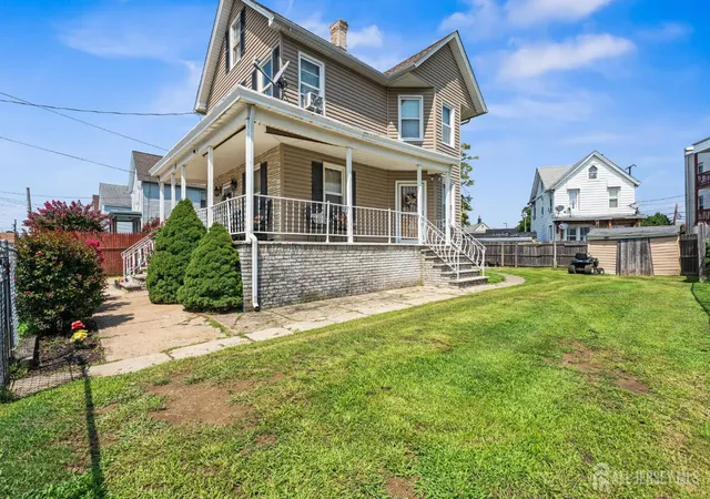 Photo 1 of Single family home for sale at 11 Charles St, South River, NJ 08882 | MLS# 2702054R | Listing updated on 2026-09-24