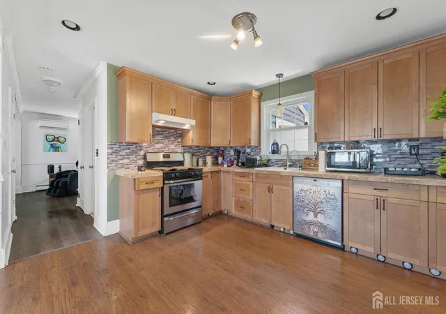 4th image of 196 Gabriel Ter, South Amboy, NJ 08879 | MLS# 2702026R