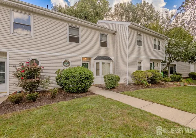 3rd image of 139 Baron Ln, East Brunswick, NJ 08816 | MLS# 2616871R