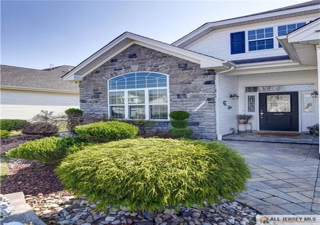5th image of 230 Diamond Spring Dr, Monroe Township, NJ 08831 | MLS# 2661736M