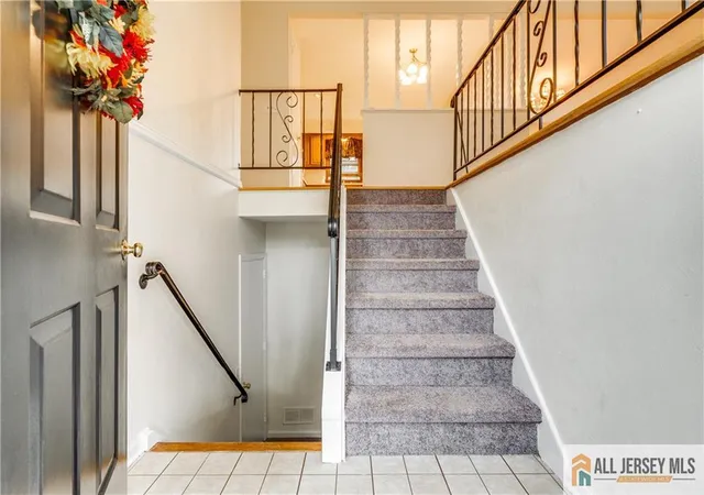 Photo 3 of Single family home for sale at 106 Farragut Ave, Middlesex, NJ 08846 | MLS# 2660766M | Listing updated on 2025-12-22