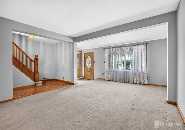 Photo 3 of Single family home for sale at 33 Burnet St, Avenel, NJ 07001 | MLS# 2703374R | Listing updated on 2026-08-31