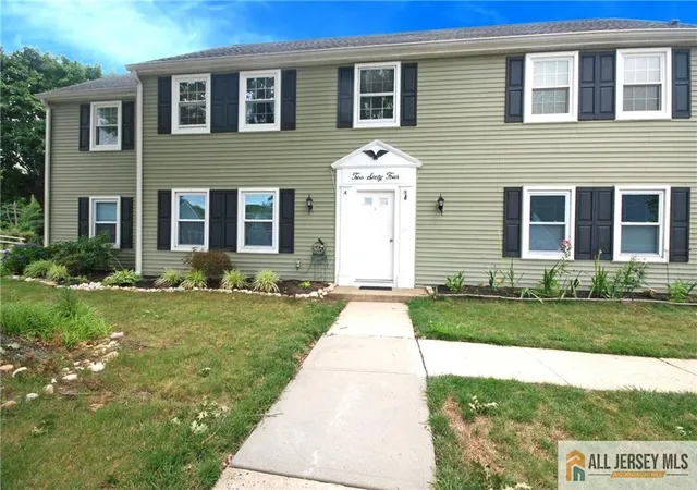 1st image of 264 Middlebury Ln #A, Monroe Township, NJ 08831 | MLS# 2770106M