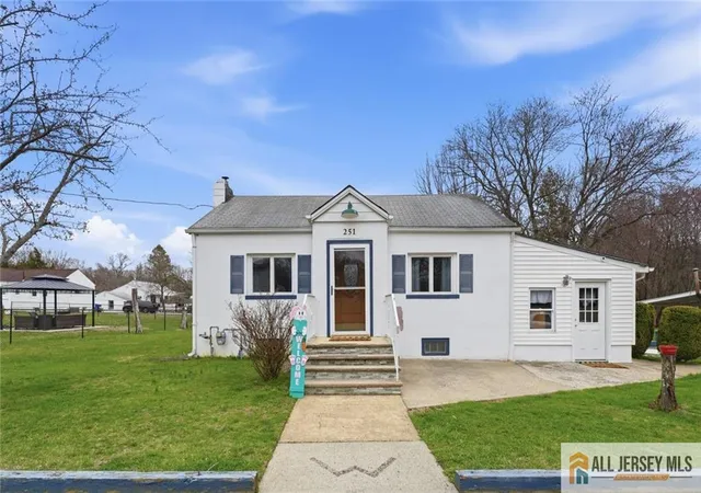 5th image of 251 Matchaponix Ave, Monroe Township, NJ 08831 | MLS# 2661299M