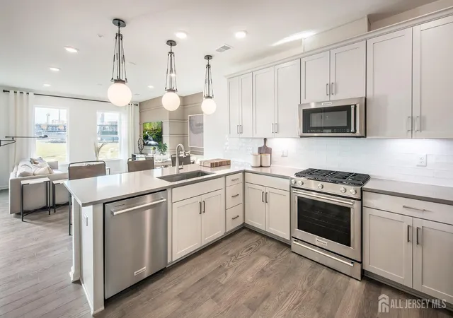 4th image of 39 Tuckman Dr, South Brunswick, NJ 08852 | MLS# 2701010R