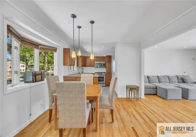 3rd image of 32 Bucknell Rd, Parlin, NJ 08859 | MLS# 2662153M
