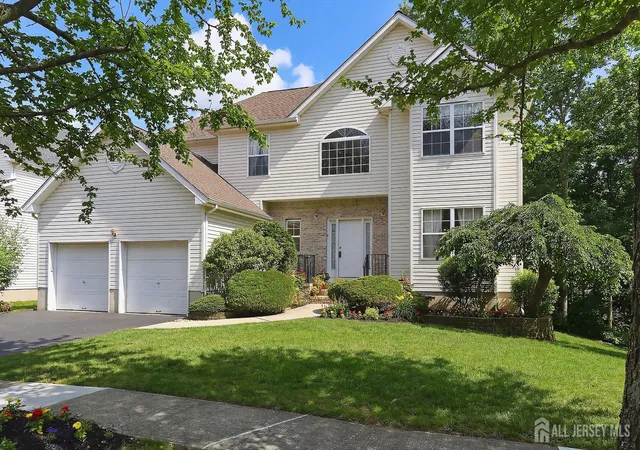 Homes for sale in Old Bridge, NJ | 26 Carter Dr, Old Bridge, NJ 08857 | MLS# 2612567R