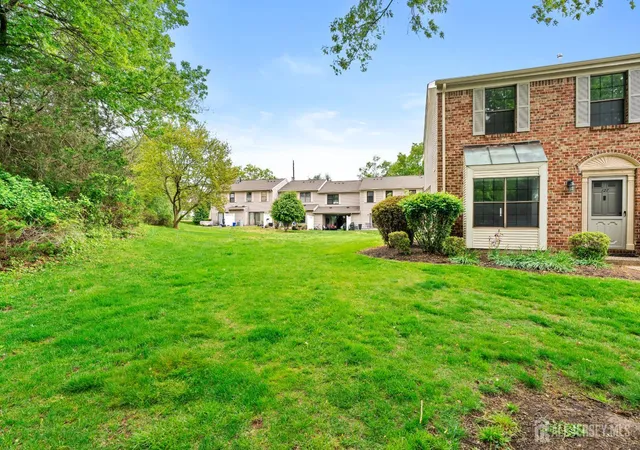 2nd image of 127 Berkshire Ct, Piscataway, NJ 08854 | MLS# 2615623R