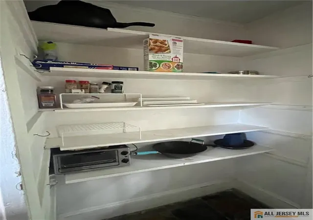 Listing Photo 4 - Condo for sale in building located at 51 Mine St, New Brunswick, NJ 08901