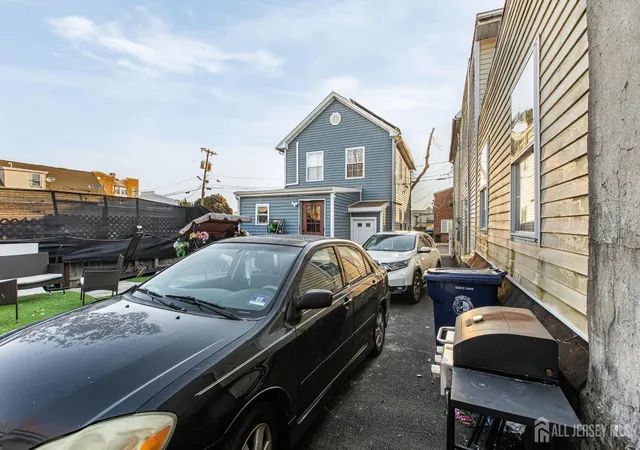 Homes for sale in Perth Amboy, NJ | 425 East Ave, Perth Amboy, NJ 08861 | MLS# 2609526R