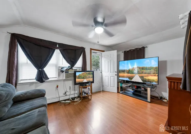 Photo 3 of Single family home for sale at 809 Summerfield Ave, South Amboy, NJ 08879 | MLS# 2513520R | Listing updated on 2025-06-03