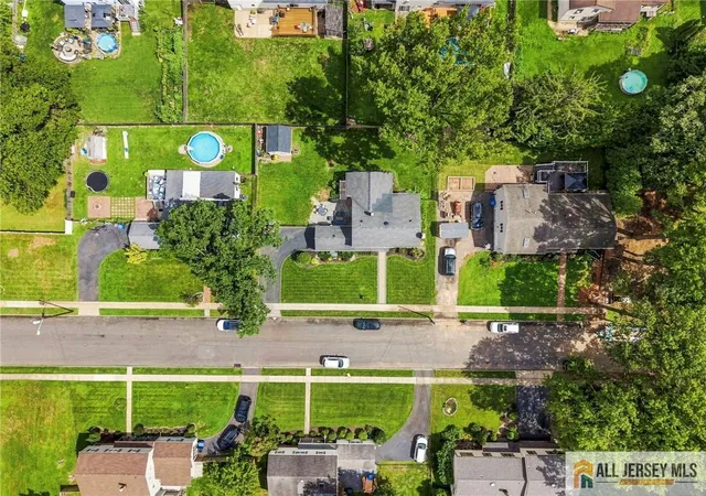 3rd image of 409 Cotton St, South Plainfield, NJ 07080 | MLS# 2770391M