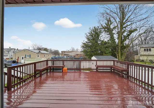 Homes for sale in Port Reading, NJ | 14 Carteret St, Port Reading, NJ 07064 | MLS# 2617290R