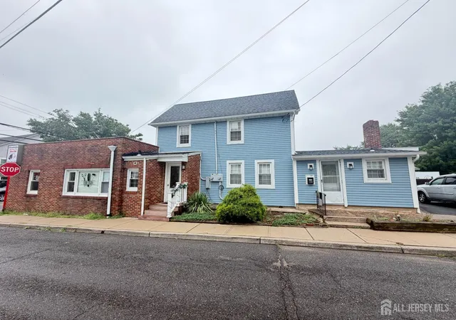 Homes for sale in Sayreville, NJ | 120 Main St, Sayreville, NJ 08872 | MLS# 2700479R