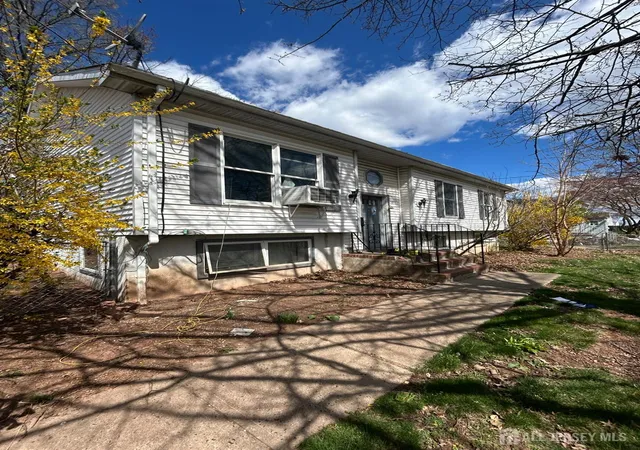 Photo 1 of Single family home for sale at 123 Kimball St, Iselin, NJ 08830 | MLS# 2614182R | Listing updated on 2026-09-28