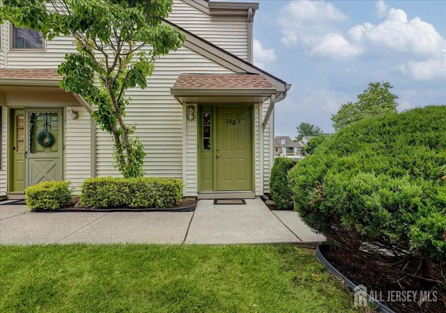 Homes for sale in Sayreville, NJ | 1403 Pebble Pl, Sayreville, NJ 08859 | MLS# 2617937R