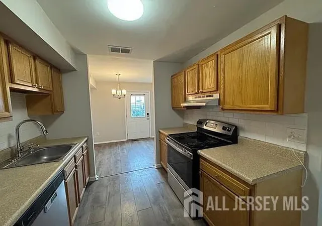3rd image of 21 Lennox Ct, Sicklerville, NJ 08081 | MLS# 2701076R