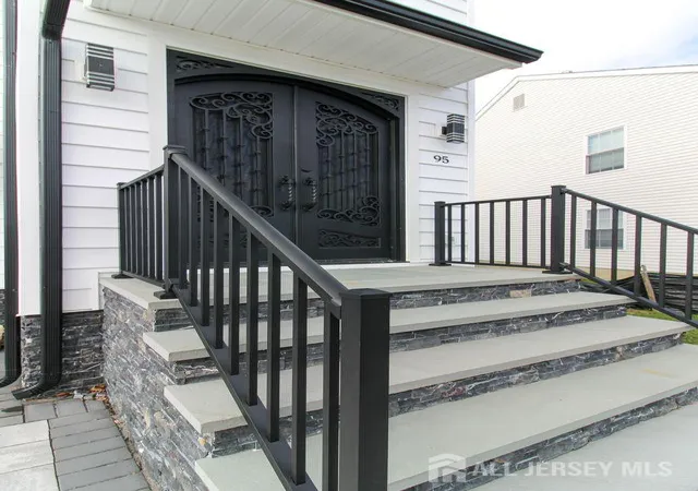3rd image of 95 Kennedy Ave, Cliffwood, NJ 07721 | MLS# 2616445R