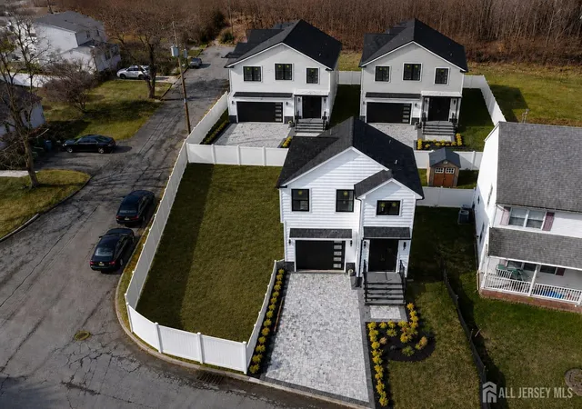 41st image of 95 Kennedy Ave, Cliffwood, NJ 07721 | MLS# 2616445R