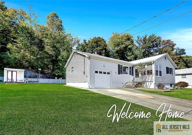 Photo 1 of Single family home for sale at 33 W Grochowiak St, South River, NJ 08882 | MLS# 2660612M | Listing updated on 2025-11-20