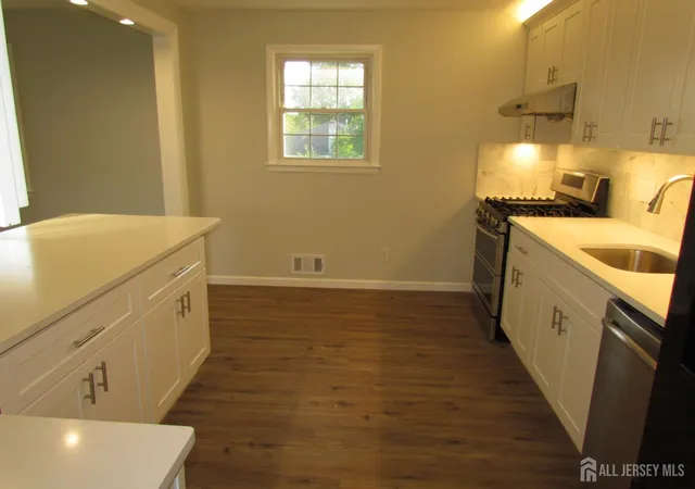 Photo 4 of Single family home for sale at 5284 Deborah Dr, Piscataway, NJ 08854 | MLS# 2703510R | Listing updated on 2026-09-14