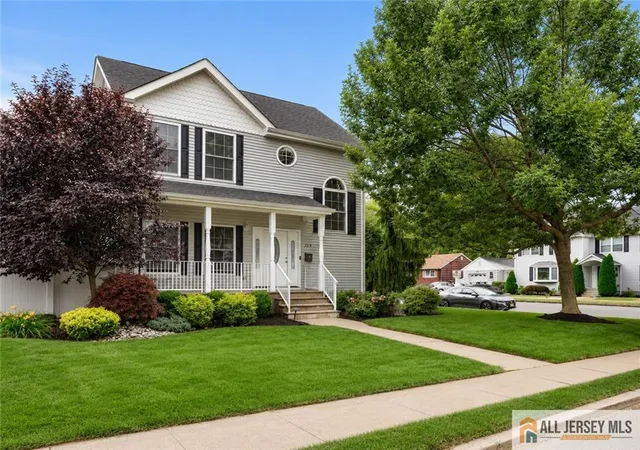 Homes for sale in Sewaren, NJ | 32 E Summit Ave, Sewaren, NJ 07077 | MLS# 2662360M