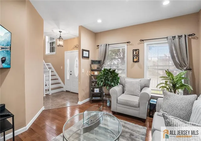 Homes for sale in Sewaren, NJ | 32 E Summit Ave, Sewaren, NJ 07077 | MLS# 2662360M