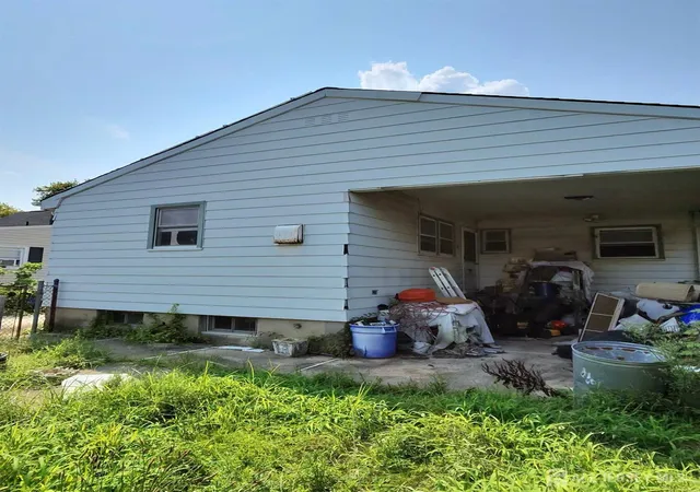 2nd image of 194 Jackson Ave, Edison, NJ 08837 | MLS# 2702038R