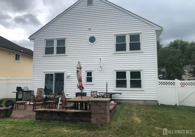 Homes for sale in Metuchen, NJ | 6 Weston St, Metuchen, NJ 08840 | MLS# 2700373R