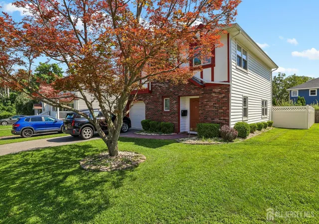 Photo 2 of Single family home for sale at 6 Weston St, Metuchen, NJ 08840 | MLS# 2700373R | Listing updated on 2026-09-10