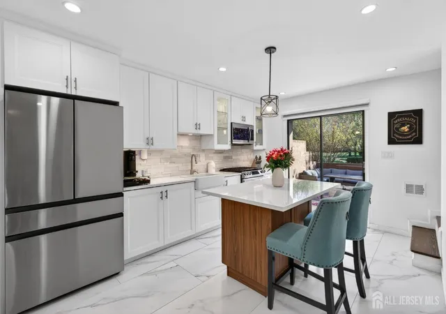 Photo 4 of Condo for sale at 66 Kingsberry Dr, Franklin Twsp, NJ 08873 | MLS# 2703290R | Listing updated on 2026-08-24