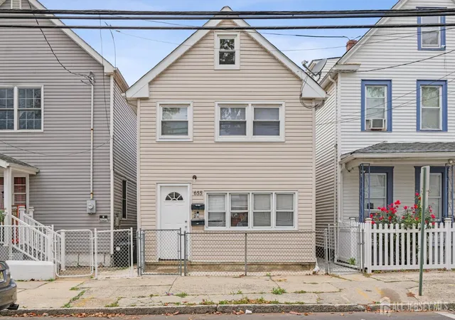 Homes for sale in Perth Amboy, NJ | 655 Charles St, Perth Amboy, NJ 08861 | MLS# 2615696R